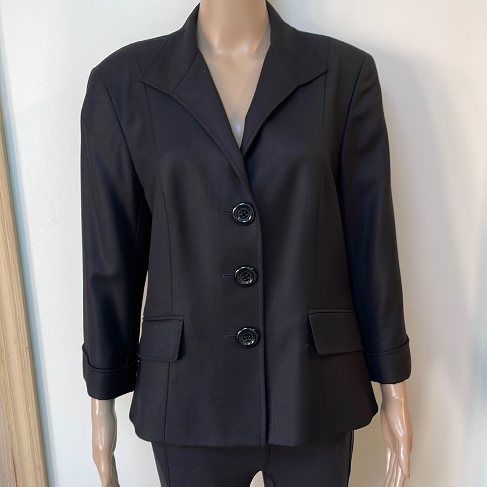 Lafayette 148 Womans blazer 12 black